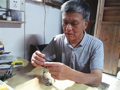 尋找老手藝人系列 時光的修補(bǔ)者——鐘表修理匠